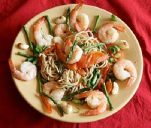 Healthy Whole Wheat Pasta with Shrimp and Asparagus